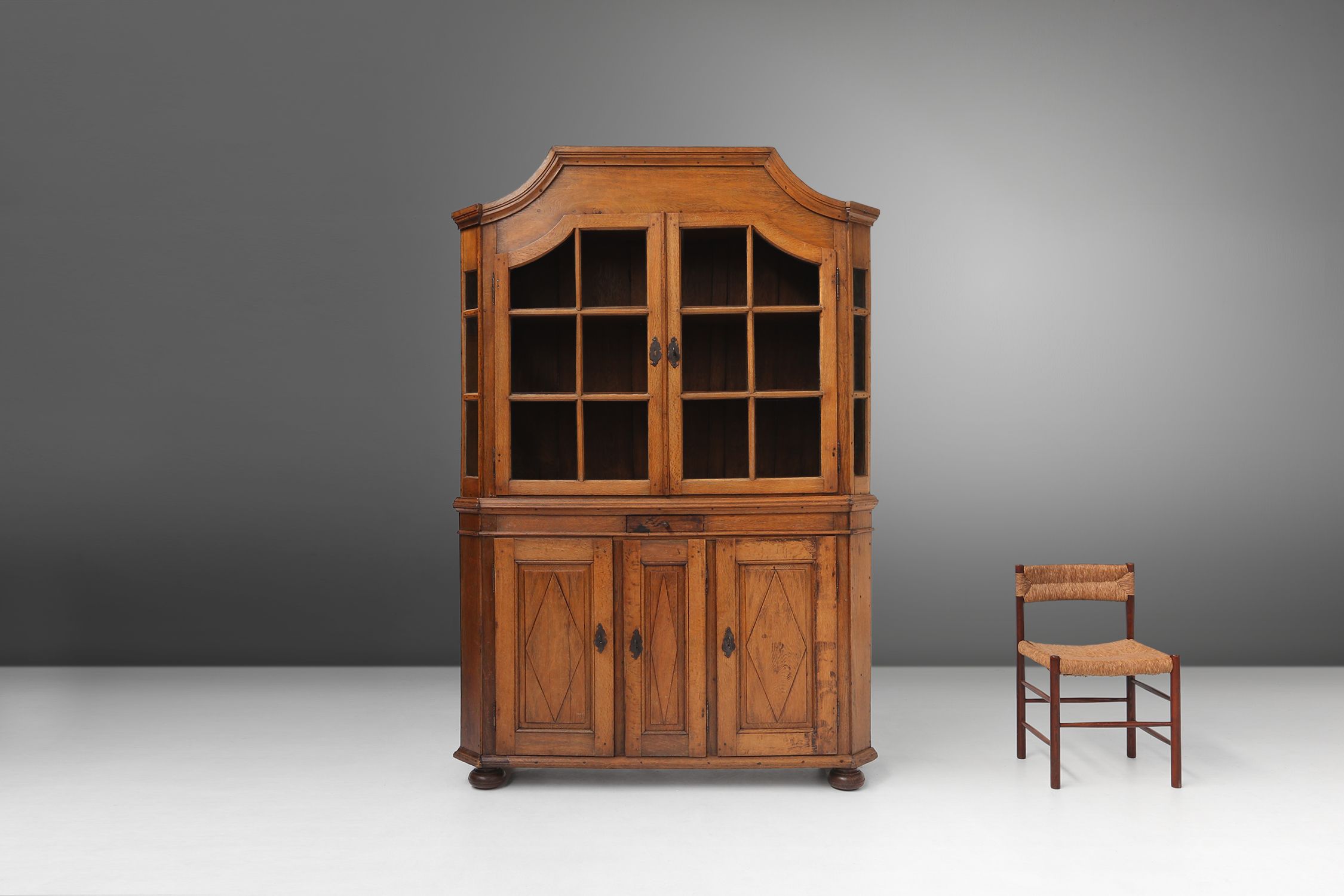 Early 18th Century Vitrine Cabinet in oak with original glass windows, Germanythumbnail